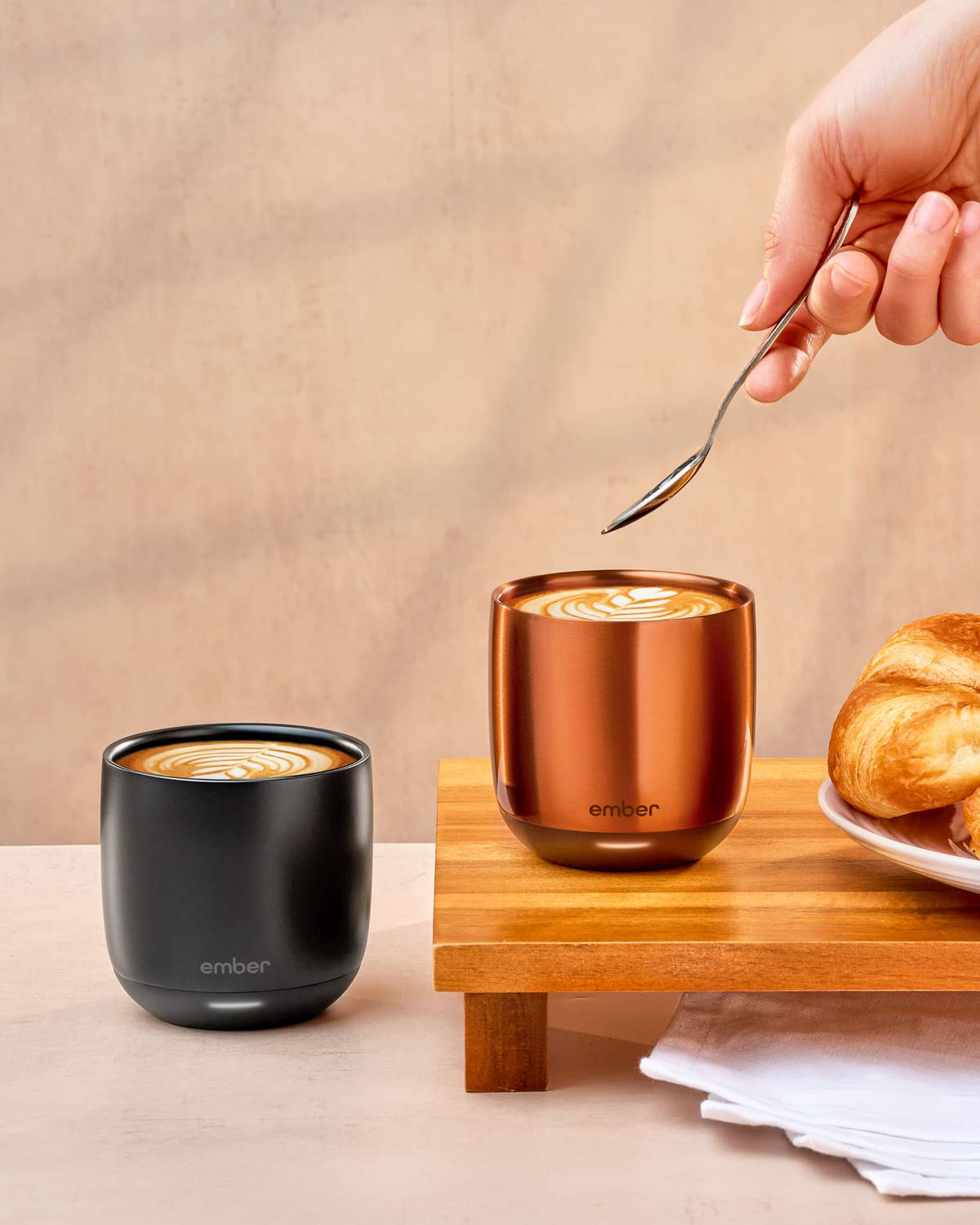 6 oz App-Controlled Heated Smart Cup Q8342