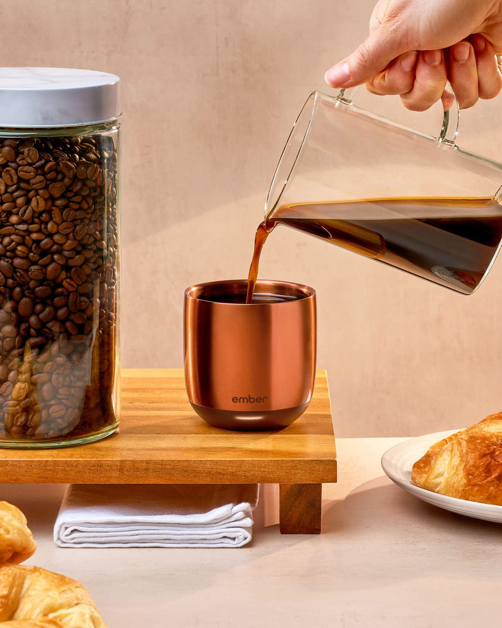 6 oz App-Controlled Heated Smart Cup Q8342